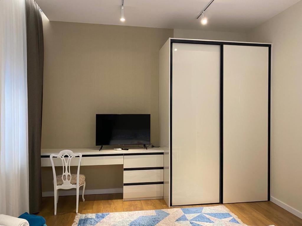 Academy Of Art Apartment Сараево Екстериор снимка