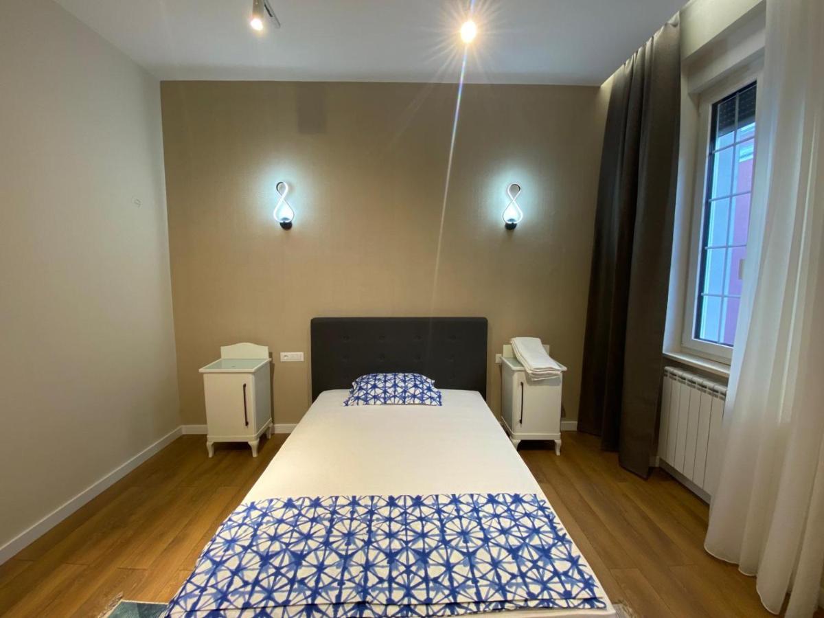 Academy Of Art Apartment Сараево Екстериор снимка
